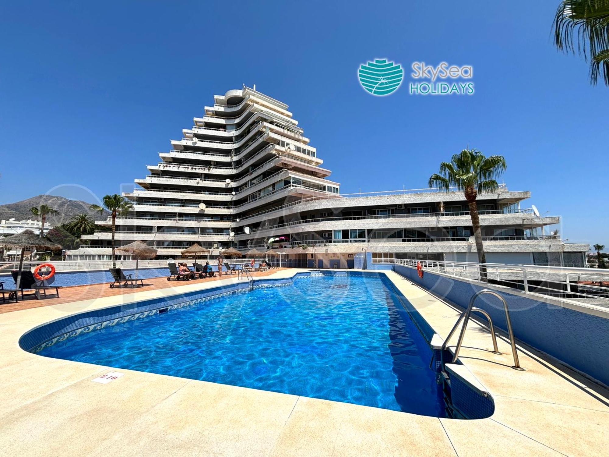Skysea Benalmadena Puerto Marina Appartement Buitenkant foto