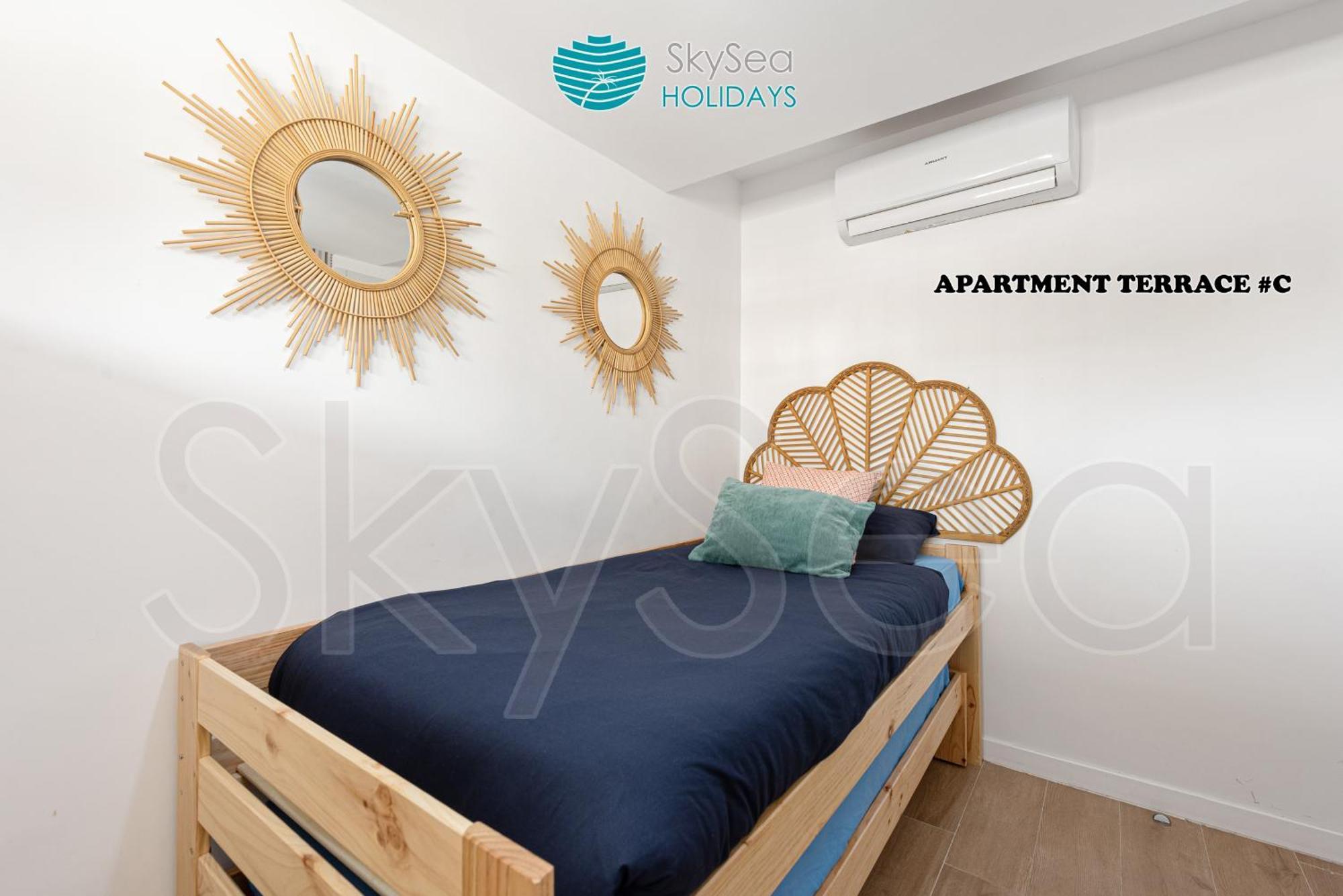Skysea Benalmadena Puerto Marina Appartement Buitenkant foto